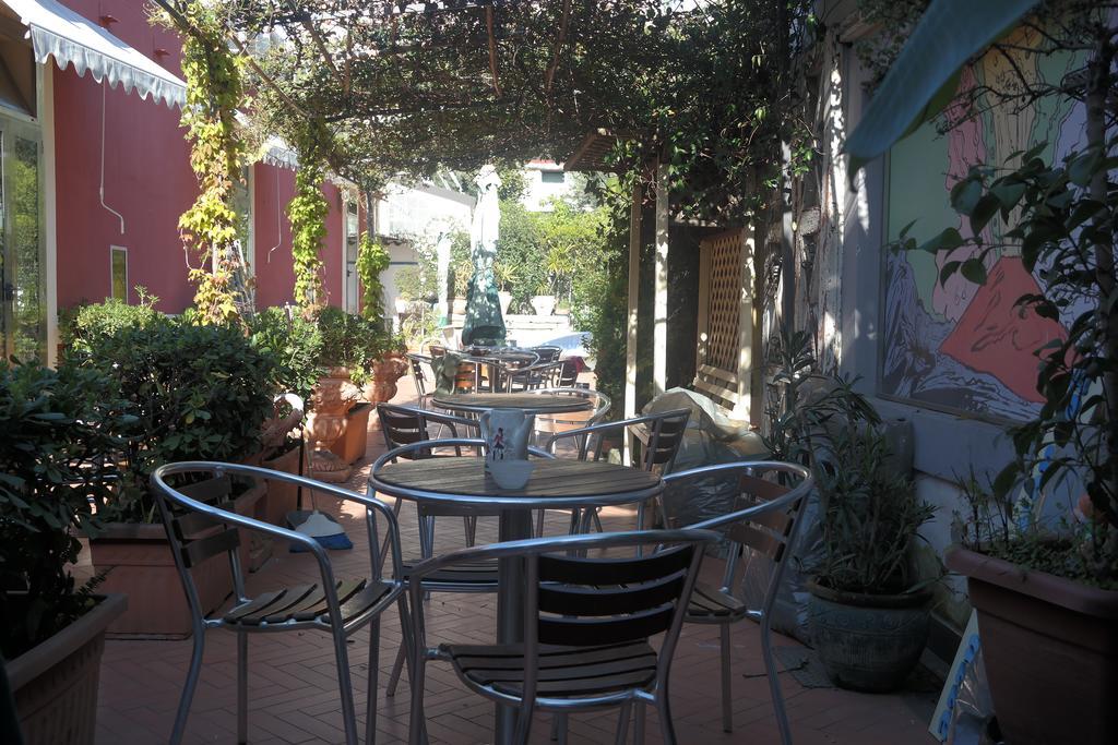 Agora Hostel Pompeï Buitenkant foto