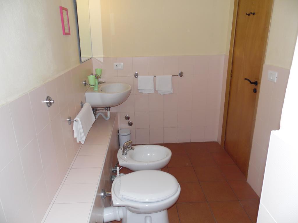 Agora Hostel Pompeï Buitenkant foto